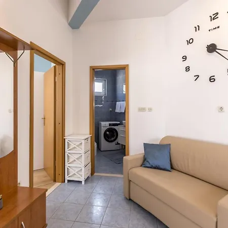 One Bedroom With Terrace A1 Apartmán