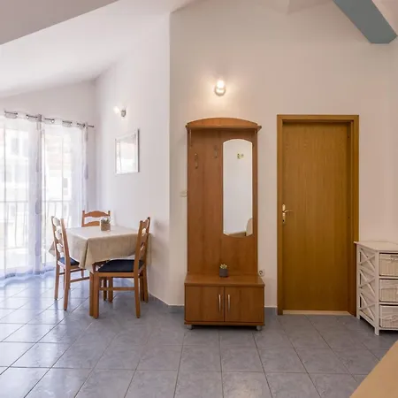 Apartment One Bedroom With Terrace A1