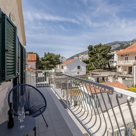 Apartmán One Bedroom With Terrace A1